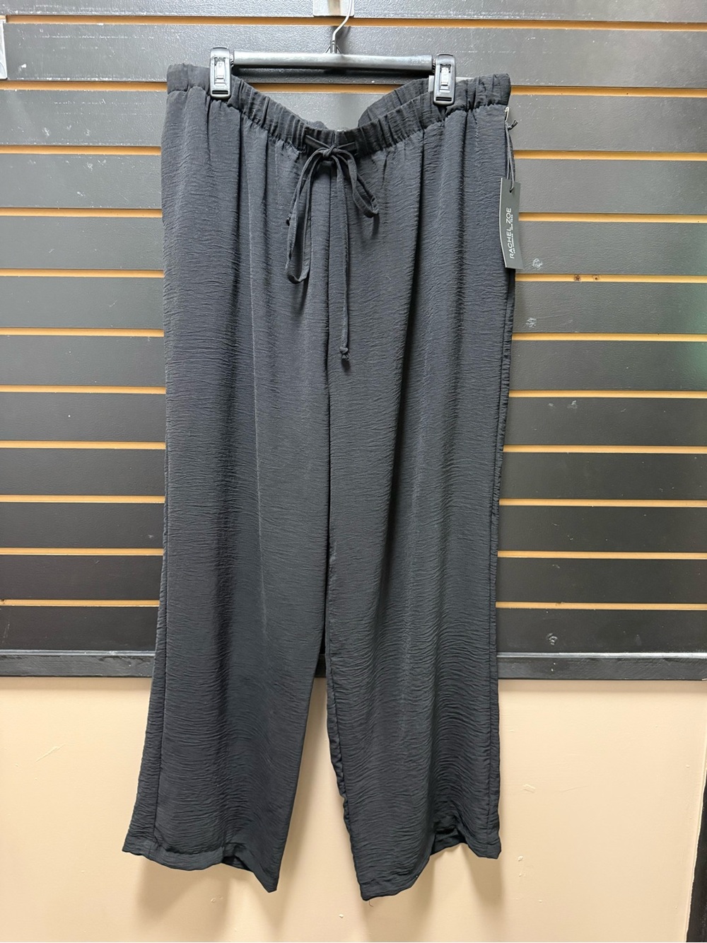 Rachel Zoe Black Crinkle Pull On Straight Leg Pants Plus Size 2X NWT